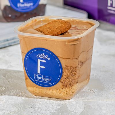 Lotus Farine Cake