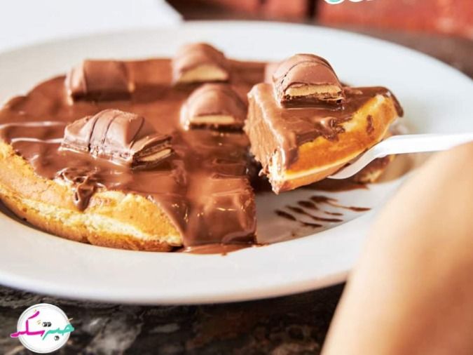 Nutella And Kinder Bueno Chocolate Waffle
