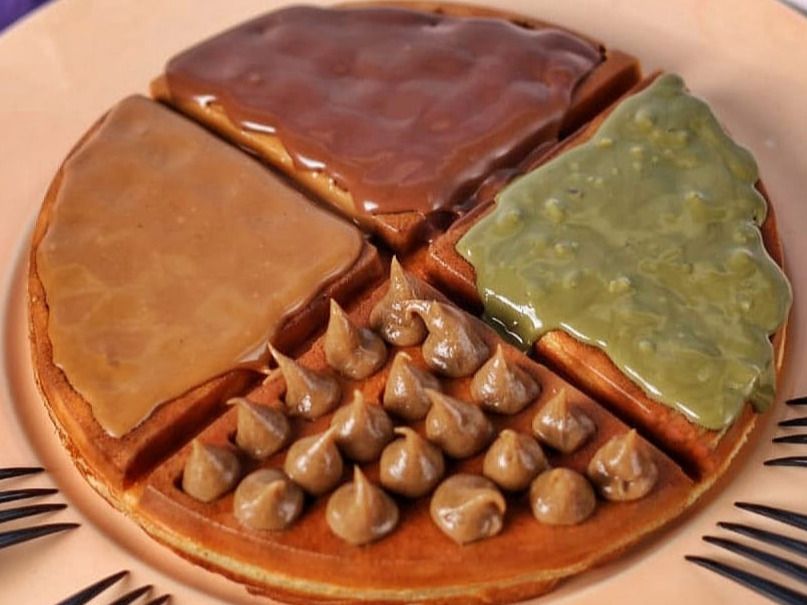 Semi Quatro Waffle
