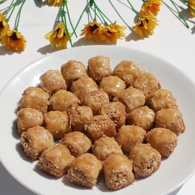 Hazelnuts Kol w Shkor Baklava