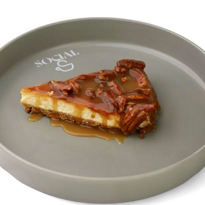 Pecan Cheesecake