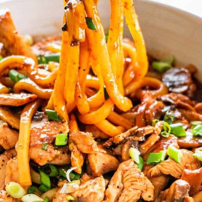 Japanese Uden Noodles With Chicken & Peanut Butter