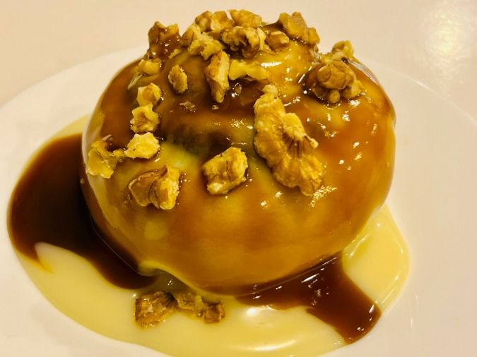 Caramel Cinnabon Roll