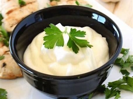 Abu Omar's Special Garlic Sauce