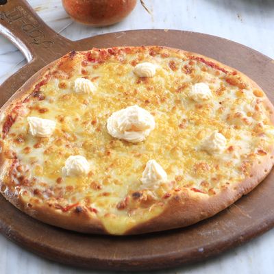 Mix cheese pizza