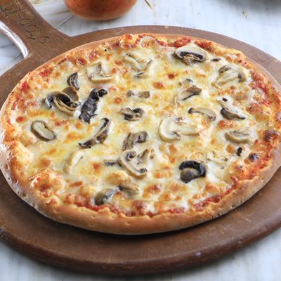 Mushroom pizza