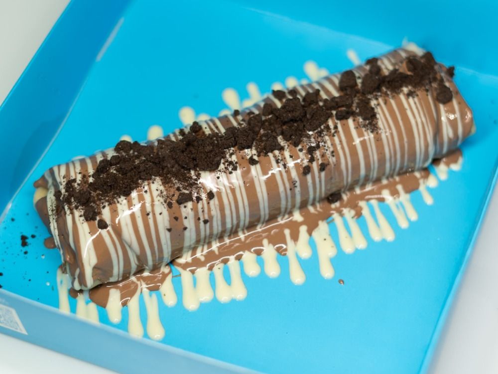 Milk chocolate ice crepe