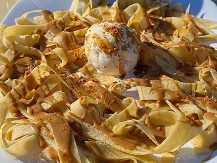 Lotus biscoff fettuccine crepe