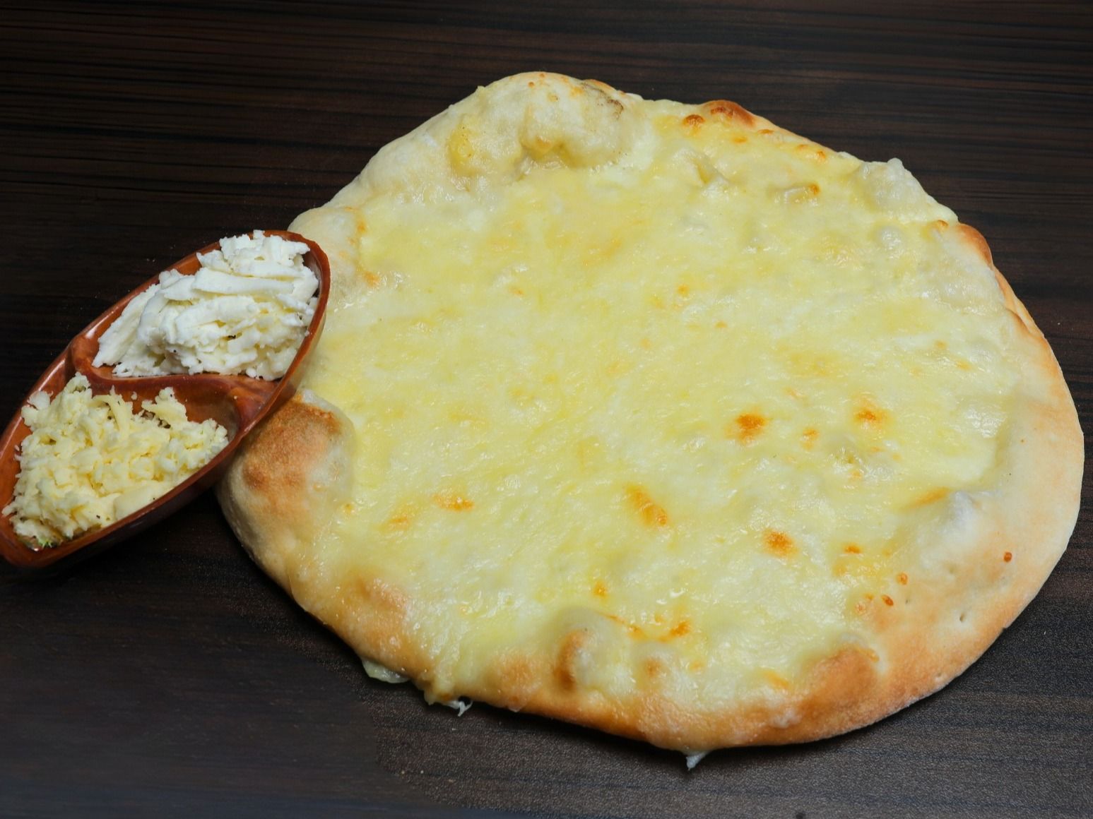 Akawi cheese with Kashkaval Manoucheh