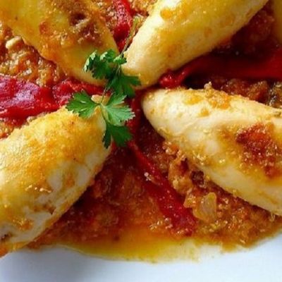 حبار محلي محشو بالمأكولات البحرية