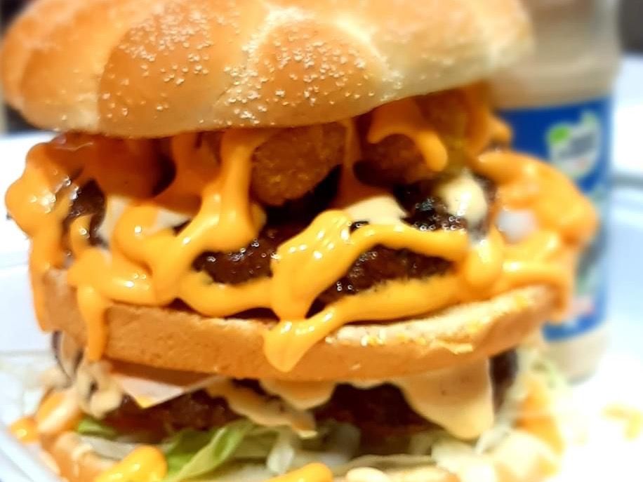 Gomero Double Burger G B