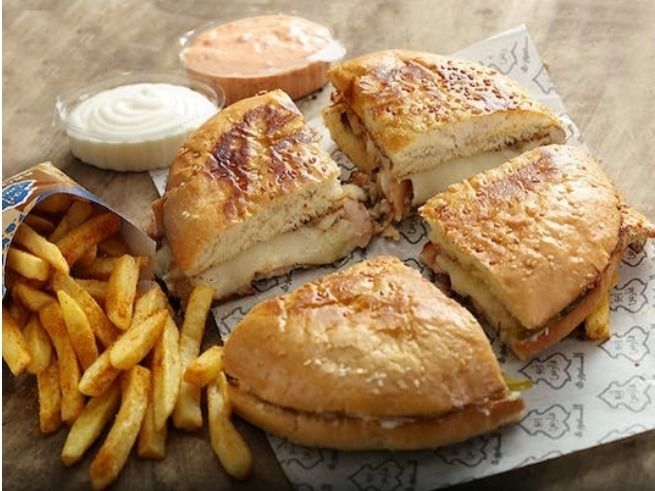 Maria Shawerma Meal