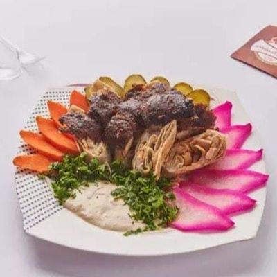 وجبة شاورما لحم عربي