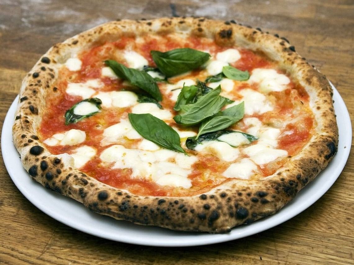 Margherita Pizza.