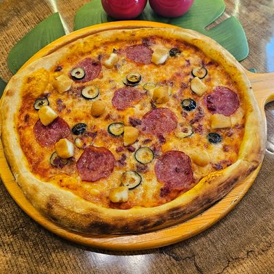 Pizza, Hey Hassan