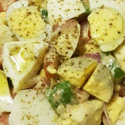 Boiled egg with tahini