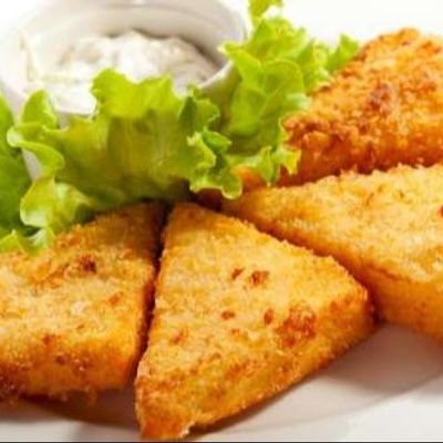 3 pieces of fried cheese
