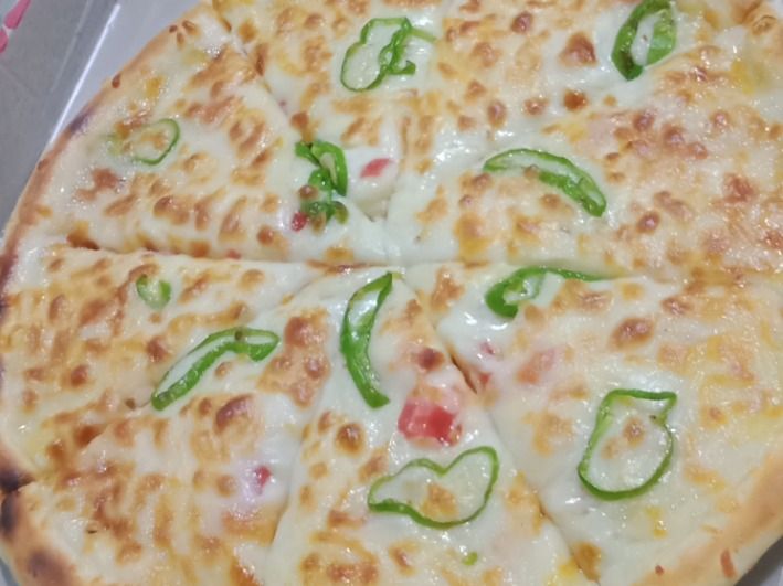 Hot Dog Pizza