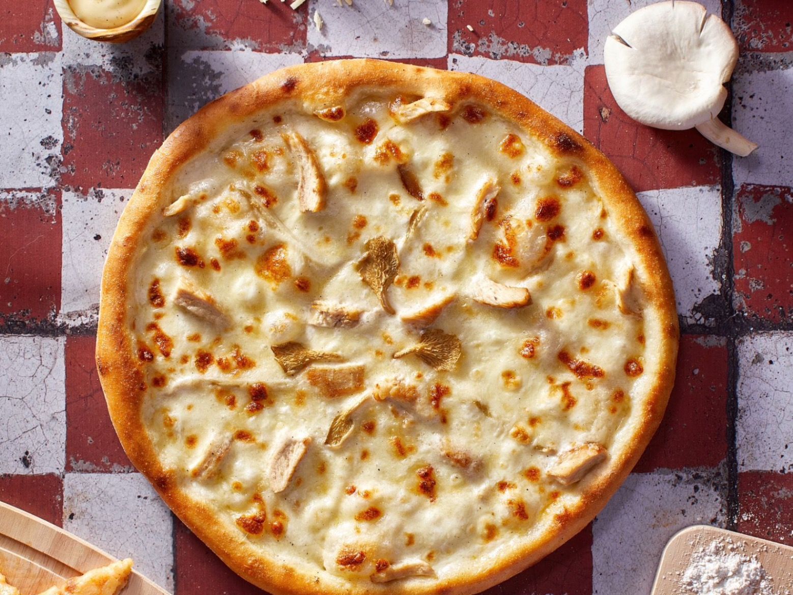 Mushroom Alfredo Pizza