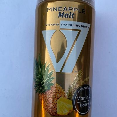 V Pinepple