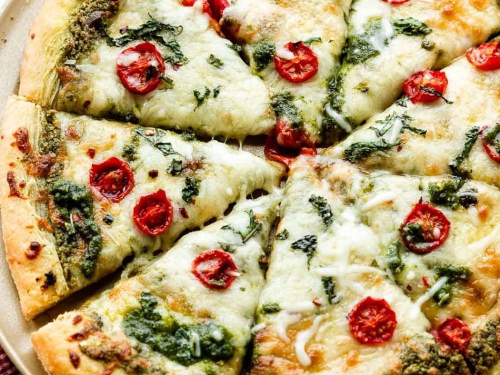 Pesto Sundried Tomato Pizza
