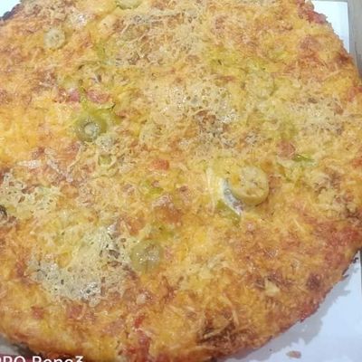 beef oriental pizza