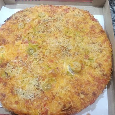 roumi cheese oriental pizza