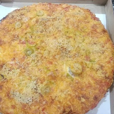 tuna chunks oriental pizza
