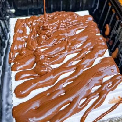 Nutella Qeshta qashtota