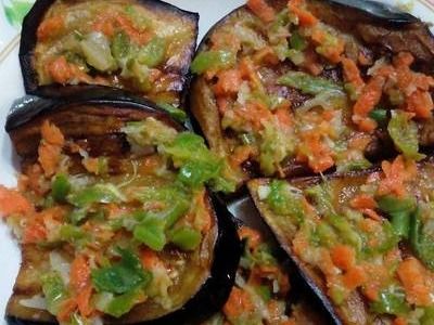 Pickled Eggplant With Da'aa Platter