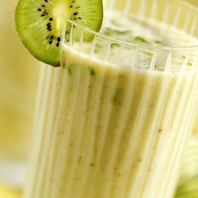 Kiwi with Yogurt