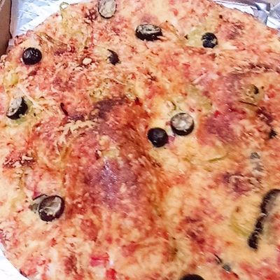 baladi sausage oriental pizza
