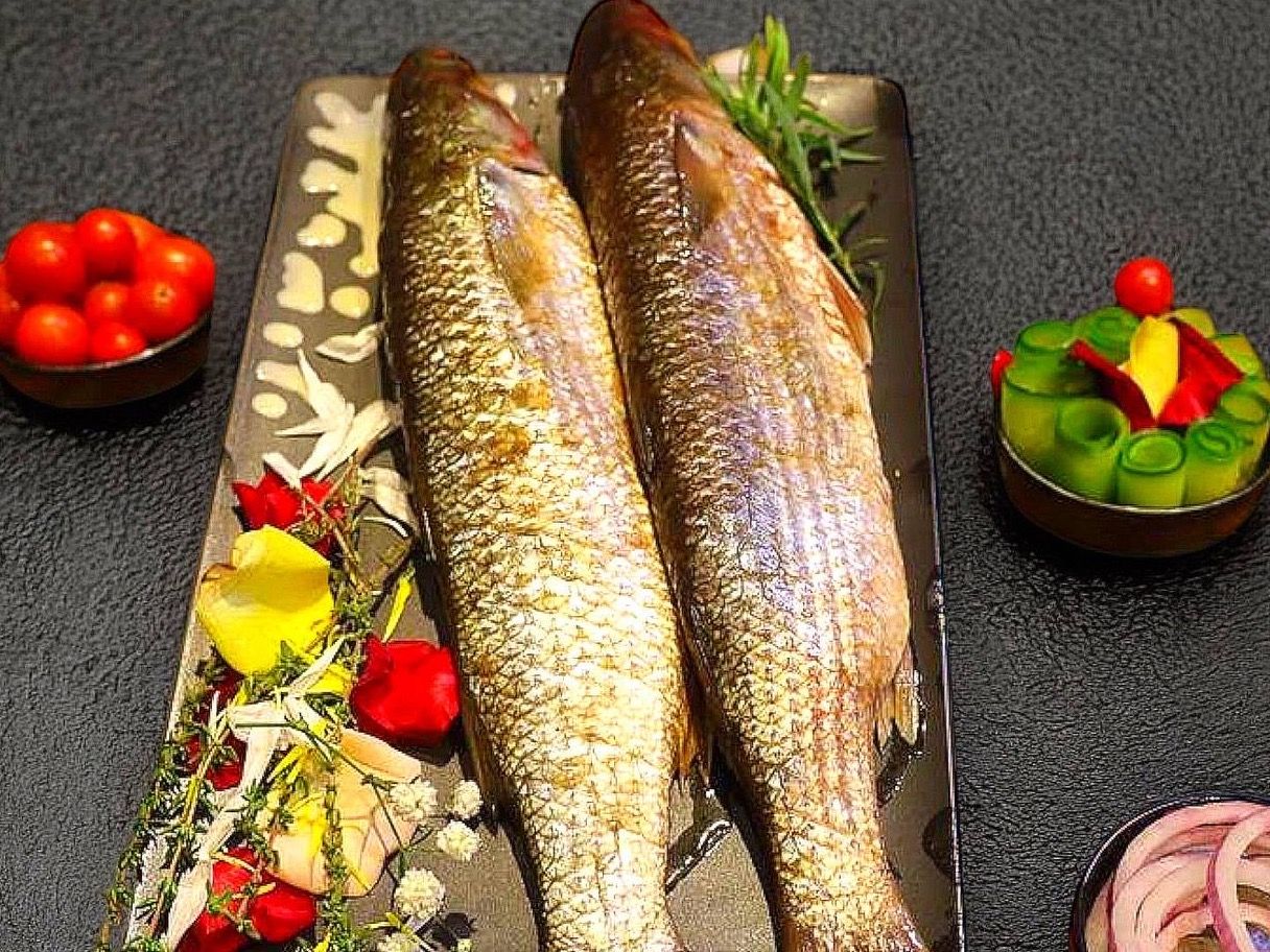 1 Kilo Desouk feseekh 2 Pieces