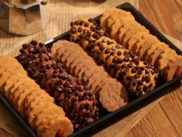 Assorted Biscuit Box