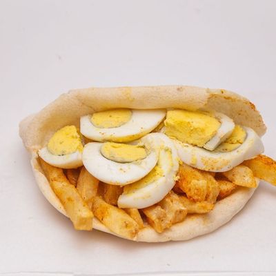 Potatoes and boiled egg sandwich