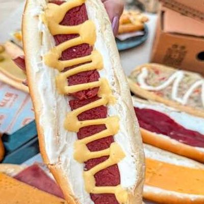 Cheddar Hot Dog