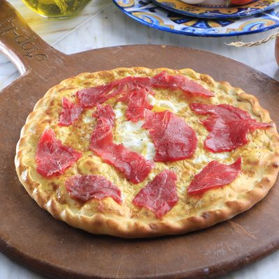 Man'ousheh Omelette With Pastrami