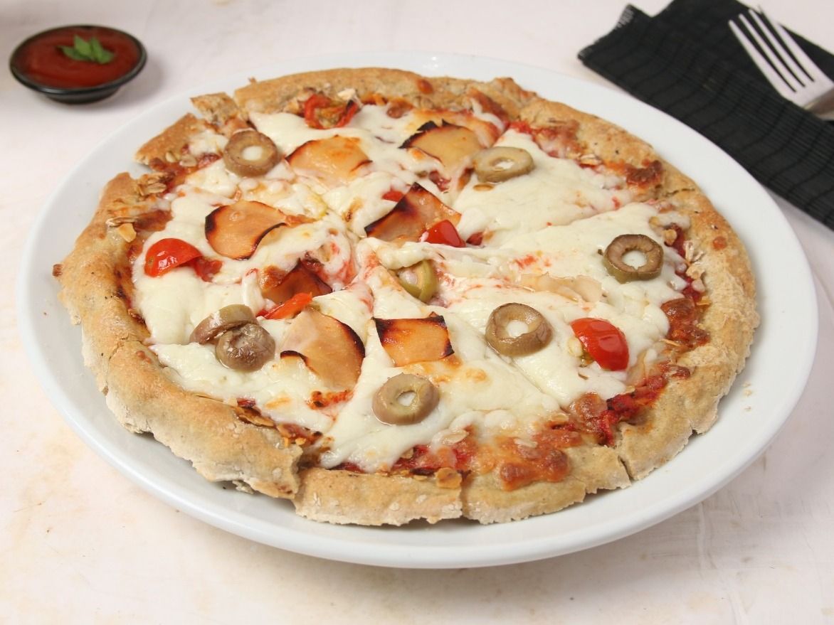 Smoked Turkey Pizza