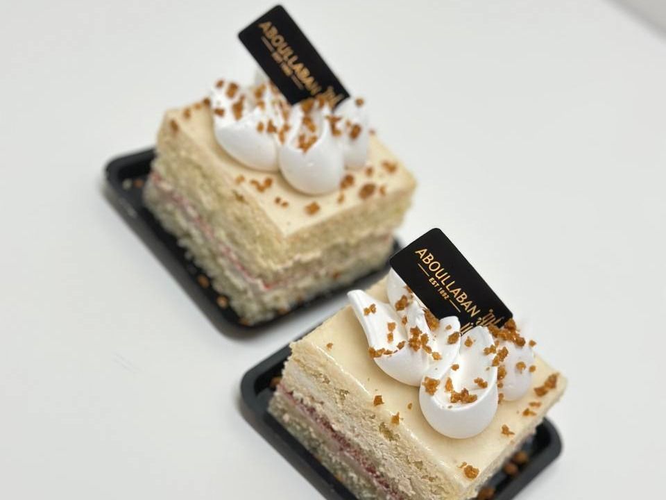Lotus Gateau