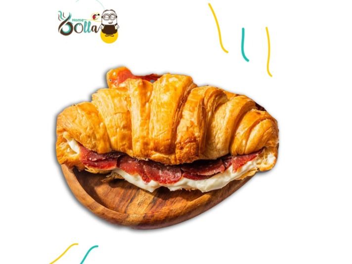 Pastrami croissant