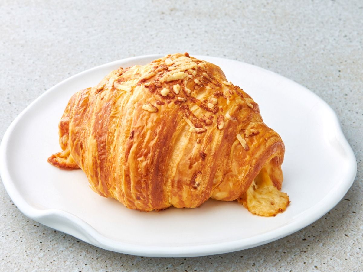 Mix Cheese Croissant
