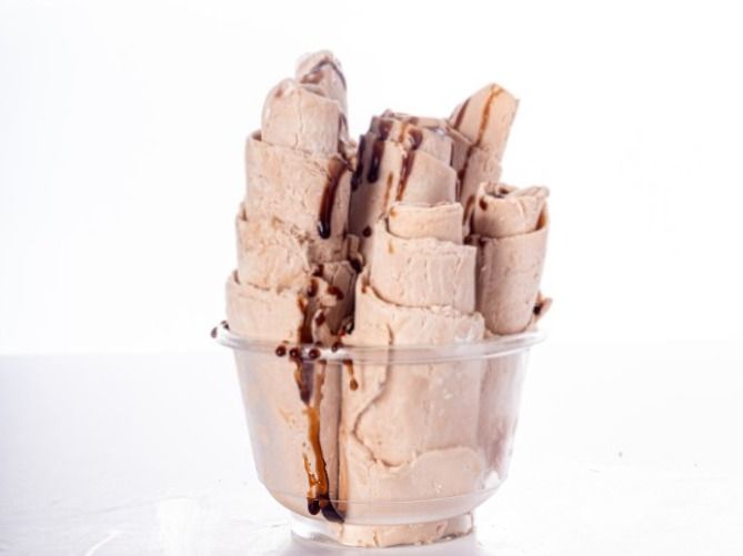 Cola Ice Cream Roll