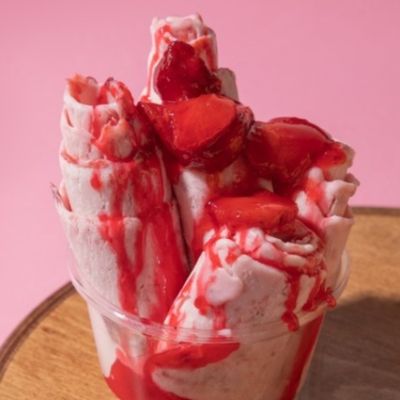 Strawberry Ice Cream Roll