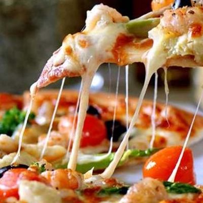 Quattro Formaggi Pizza