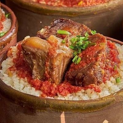 Fattah dish with veal meat