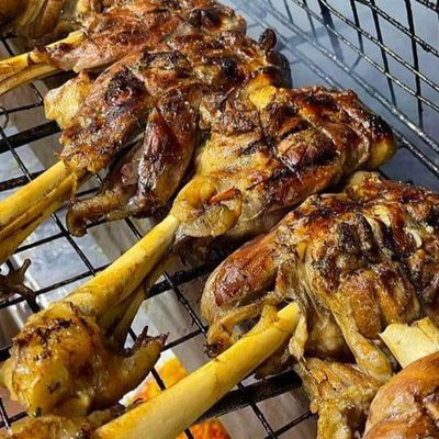 Lamb Shank With Fetteh