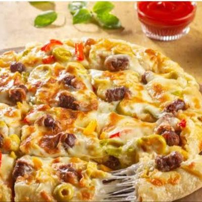 Texas Sauce Kofta Pizza