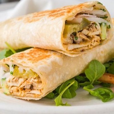 Chicken Shawarma With Mozzarella Cheese