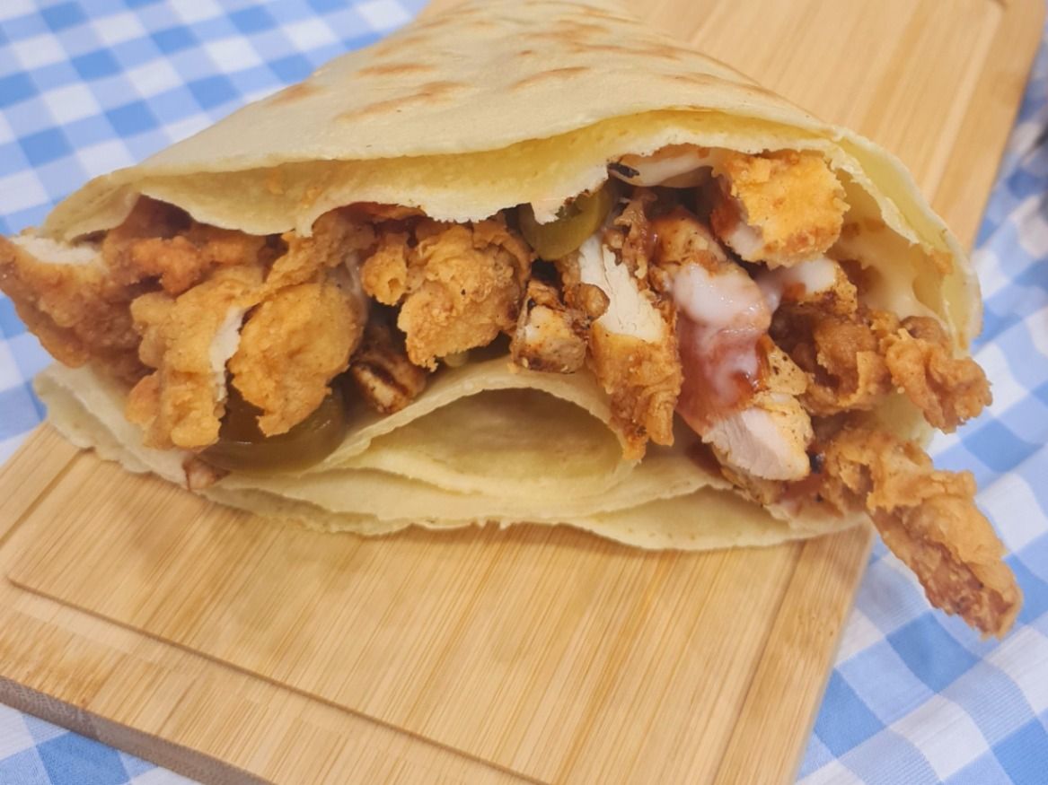 Fresh chicken pané crepe