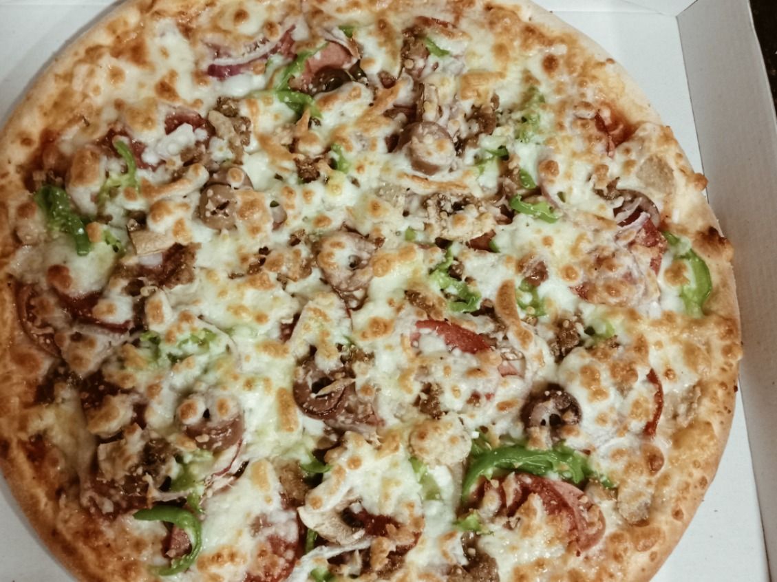 Bolognese pizza